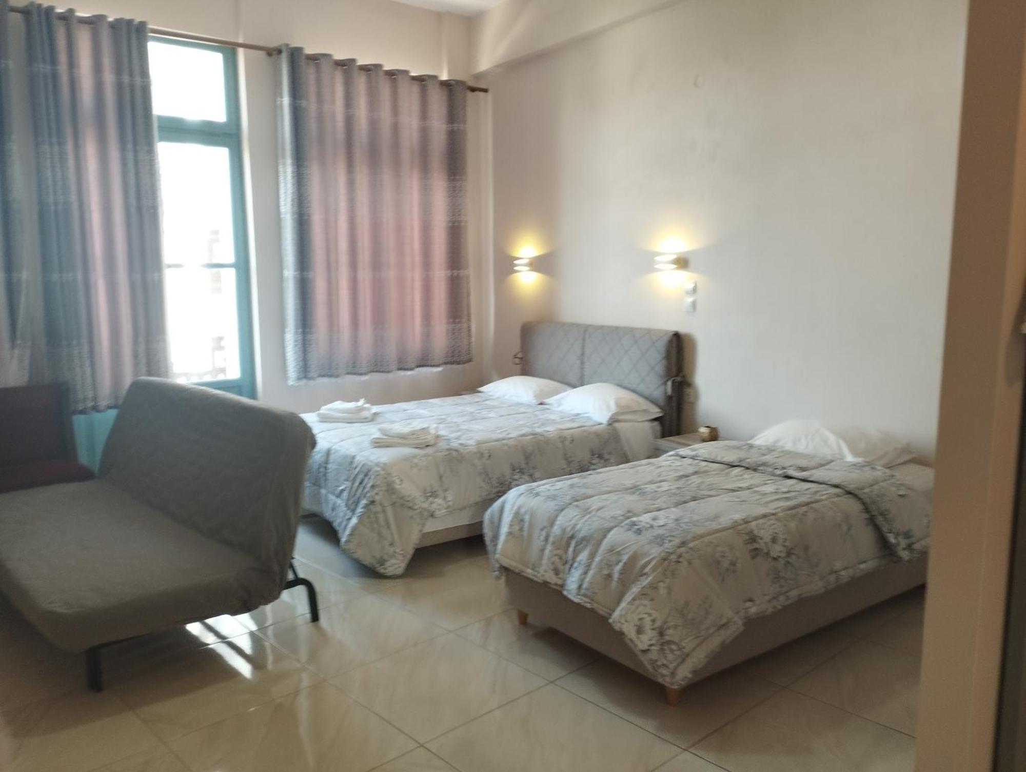 Στούντιο Στη Στοά Βαρβουτσή #1 Apartment Kalamata Exterior foto