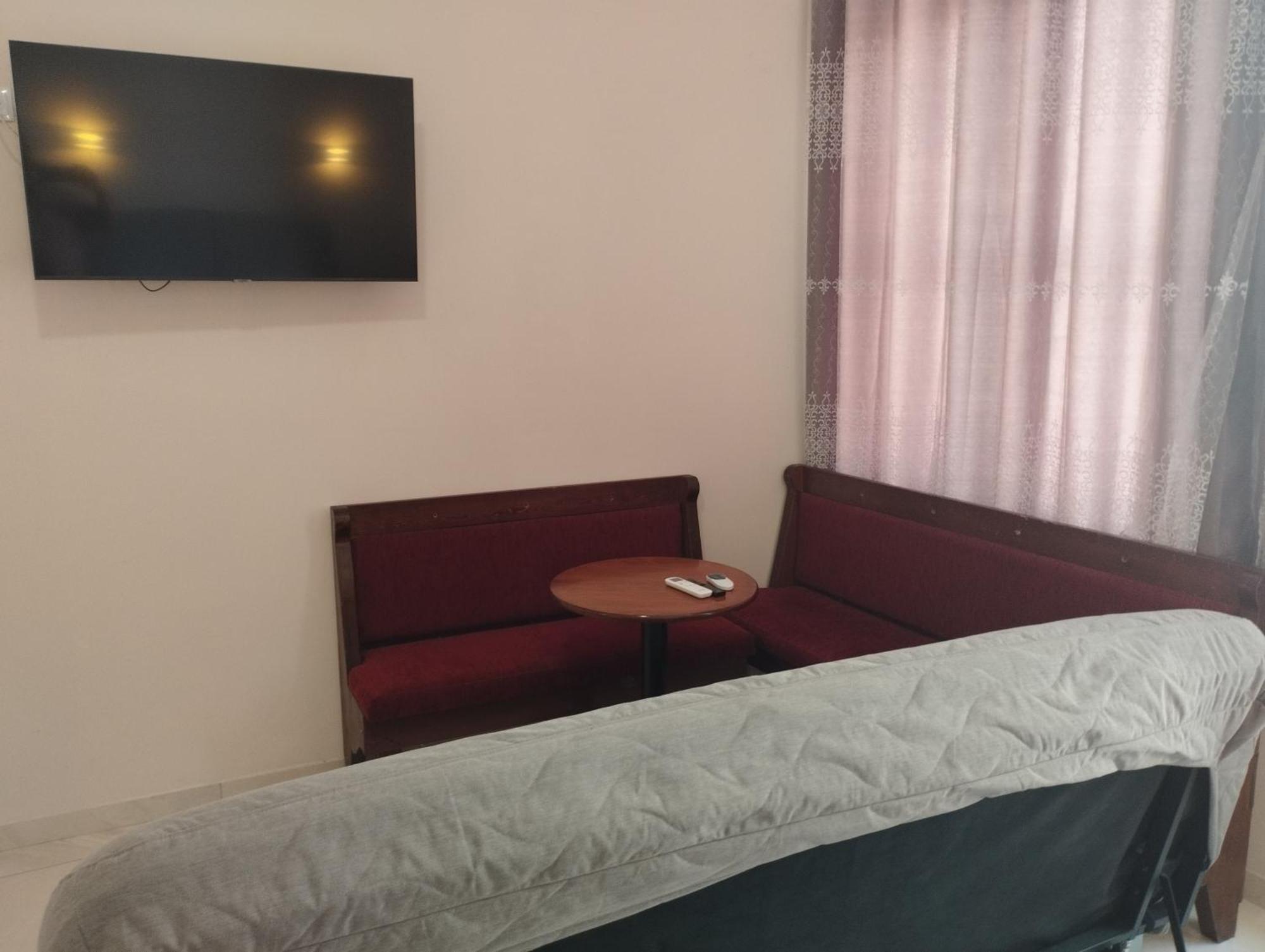 Στούντιο Στη Στοά Βαρβουτσή #1 Apartment Kalamata Exterior foto