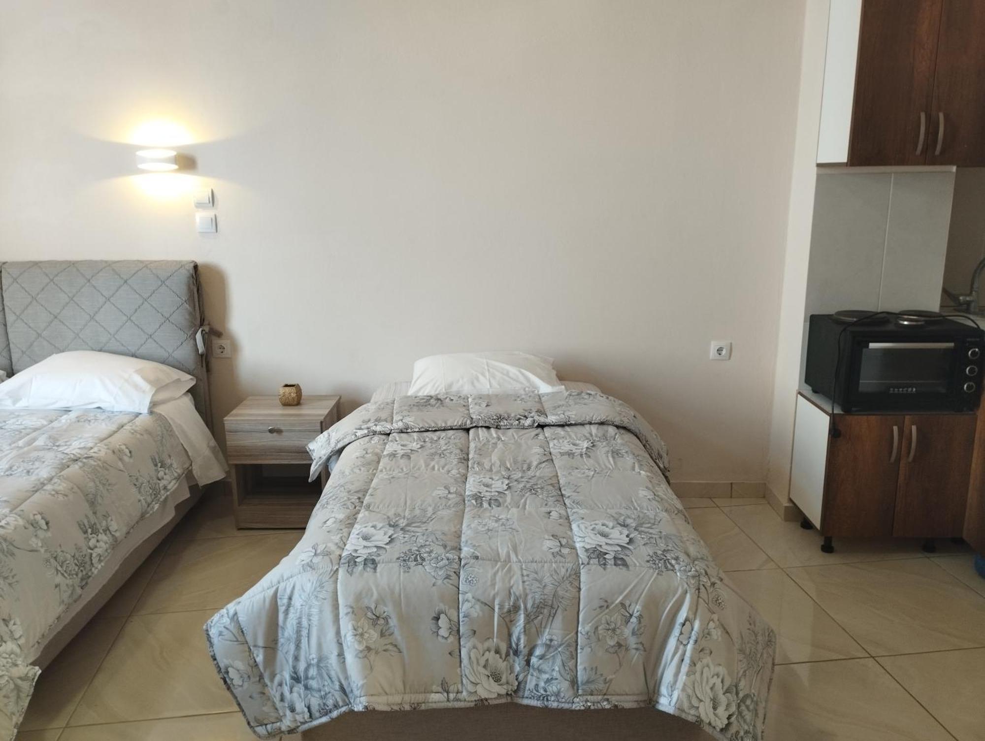 Στούντιο Στη Στοά Βαρβουτσή #1 Apartment Kalamata Exterior foto